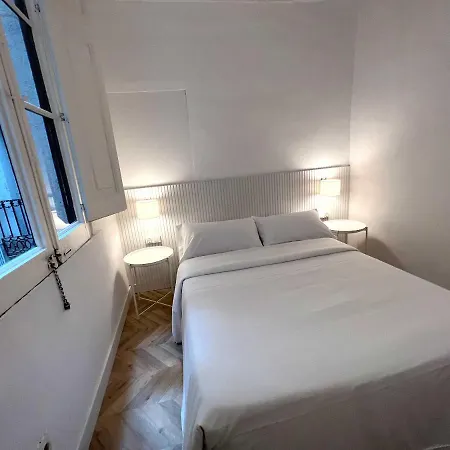 The Mo Gotic Hotel *