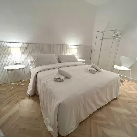 Hotel The Mo Gotic *