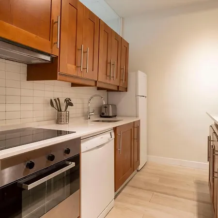 Aspasios Gracia Apartment