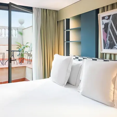 One Shot Arago Hotel