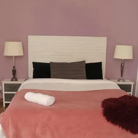 Hostal Alani Montjuic