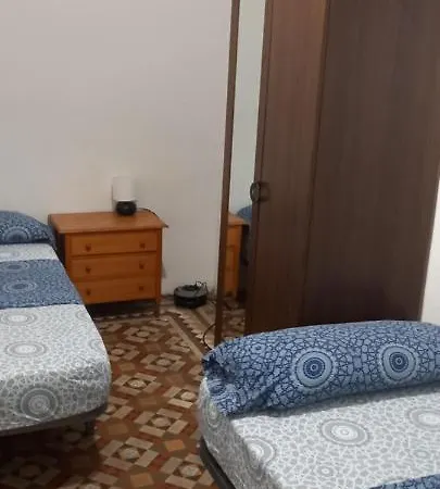 Urpi Hostel *