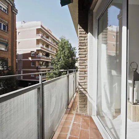 The White Flats Les Corts Barcelona