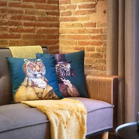 Ag Apartment *