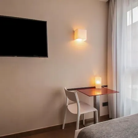 Sm Teatre Auditori Hotell 3*