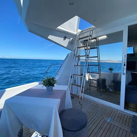 Barco Muy Romantico Con Parking! *