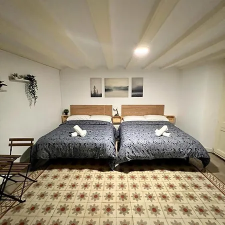 Sleep In Gothic Bcn