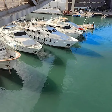 Botel Voyager