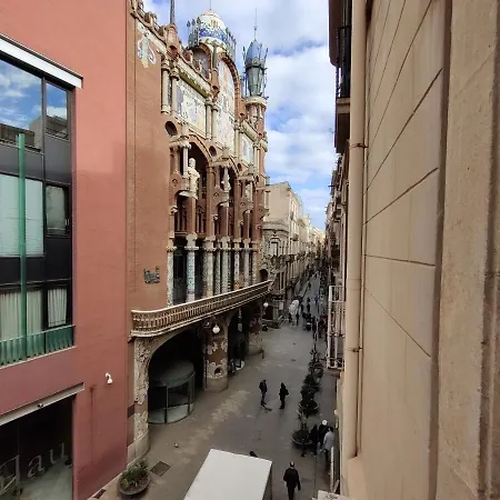 Del Palau ゲストハウス