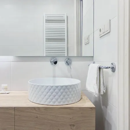 Unique Bruc Apartment *