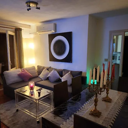 홈스테이 Habitacion Elegante