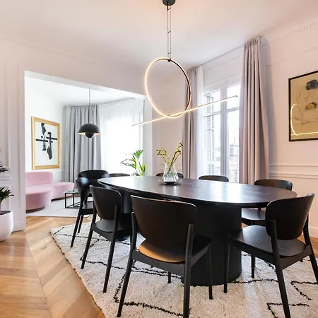 Majestic 4br/4bath In Sagrada Familia Area Barcelona