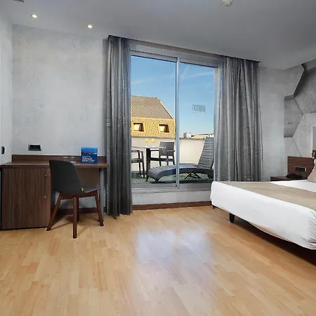 Hcc Montblanc 3* Barcelona