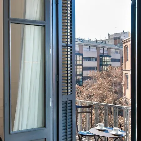 Majestic 4br/4bath In Sagrada Familia Area Barcelona