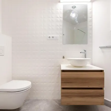Apartment Majestic 4br/4bath In Sagrada Familia Area