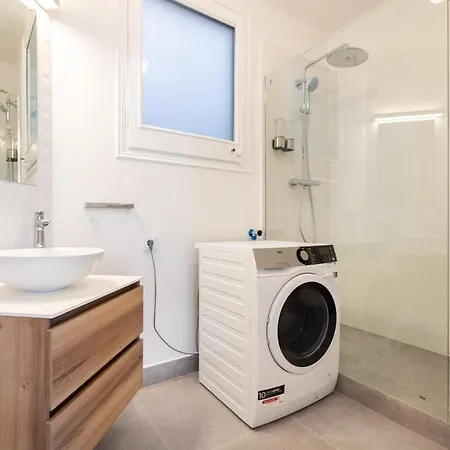 Majestic 4br/4bath In Sagrada Familia Area Apartment *
