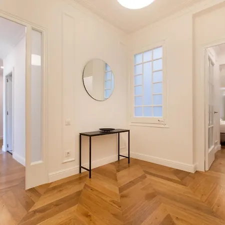 Majestic 4br/4bath In Sagrada Familia Area * Barcelona
