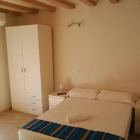 Raval Apartment *