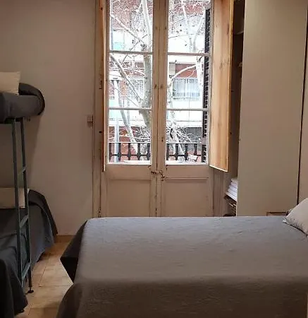 294 2* Barcelona