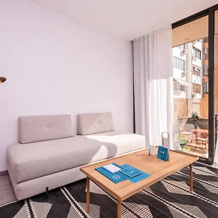 Sweett - Carrer Fira Апартаменты *