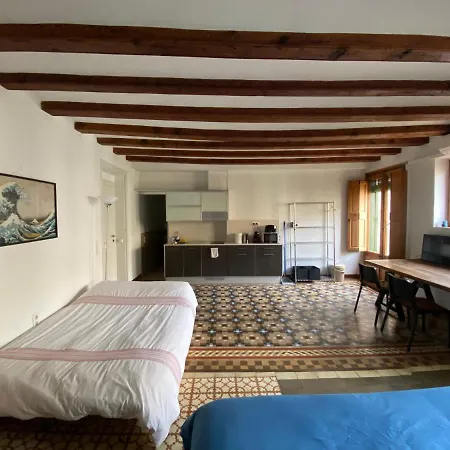 Daire Lovely 2-bed In Barcelonas Location *