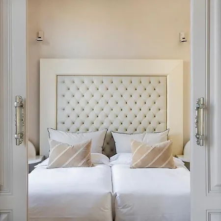 El Palauet Royal Hotel
