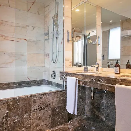 Hotel Acta City47 4*