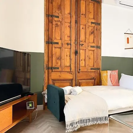 Spacious In The Gothic Barcelona
