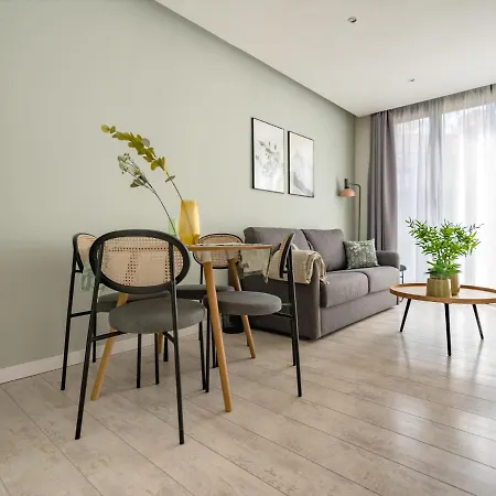 Limehome Rector Triado