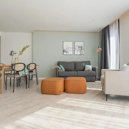 Limehome Rector Triado
