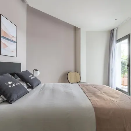 Limehome Rector Triado * Barcelona