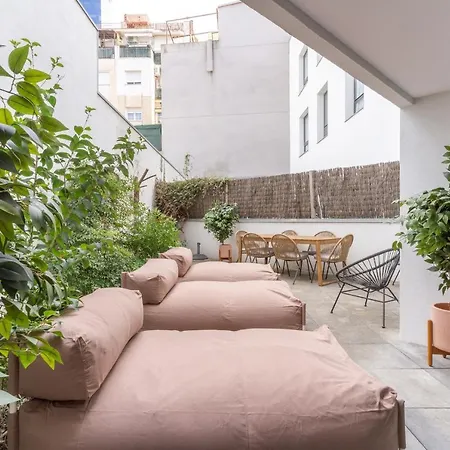 Limehome Rector Triado Apartamento
