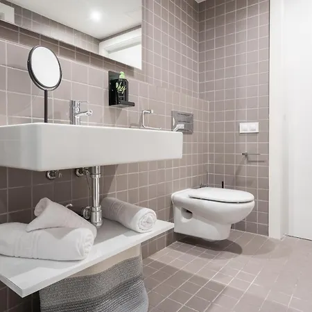 Limehome Rector Triado Apartamento *