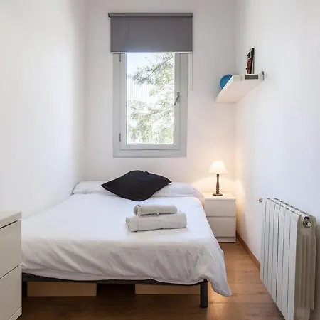 Modern Flat Next To Bogatell شقة برشلونة