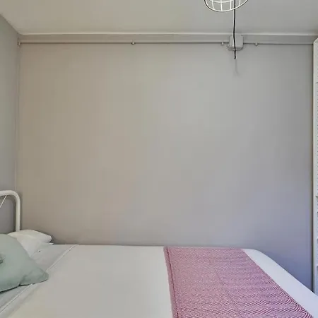 Διαμέρισμα Bebarceloner Sant Andreu - 1 Bedroom *