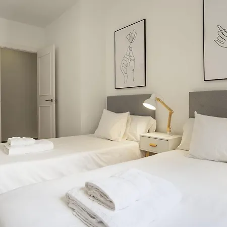 The White Flats Les Corts Barcelona