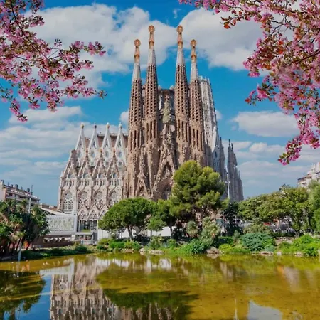 Con Bano Privado Sagrada Familia Apartahotel *