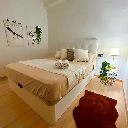 Con Bano Privado Sagrada Familia Apartahotel *