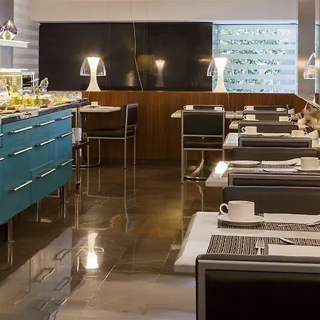 Hotel Ac Irla By Marriott 3*