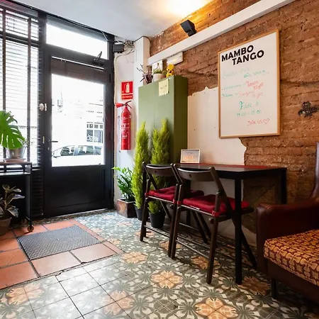 Hostel Mambo Tango *