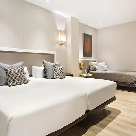 Acta Splendid 3* Барселона