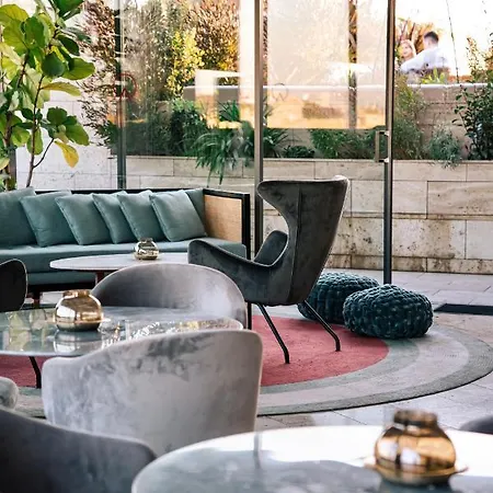 Hotel Almanac 5*