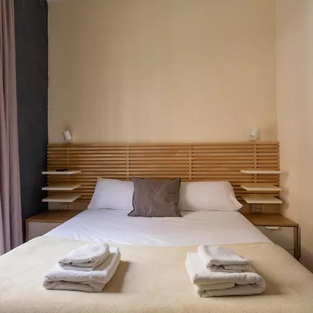 Mambo Tango Hostel Barcelona