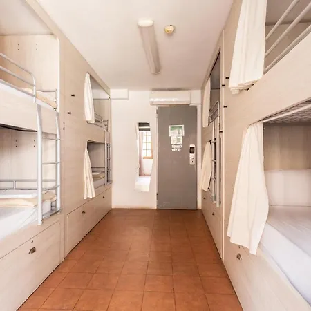 Hostel Mambo Tango *