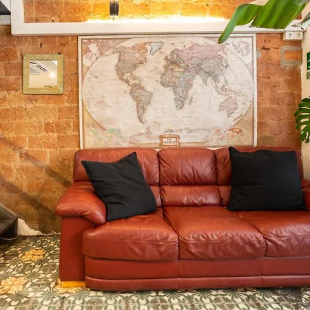 Mambo Tango Hostel Barcelona