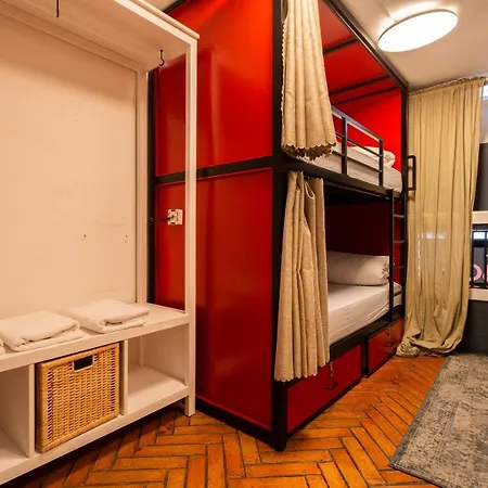 Mambo Tango Hostel Barcelona