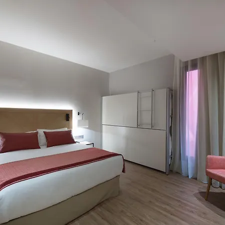 Hotel Catalonia Eixample 1864 4*
