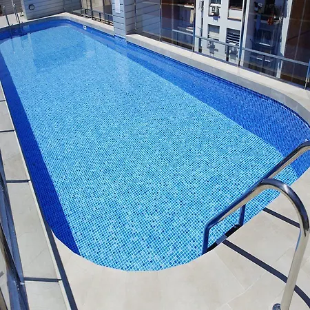 Apartmanhotel Bcn Montjuic 3*