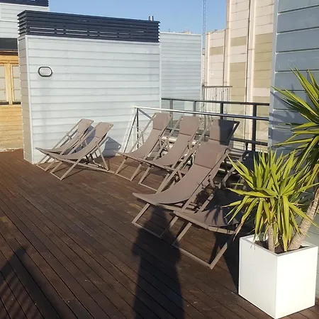 Apartmanhotel Bcn Montjuic 3*