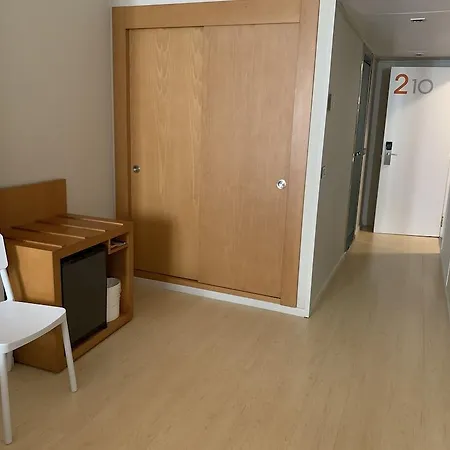 Hotel Chic&basic Reding 3*